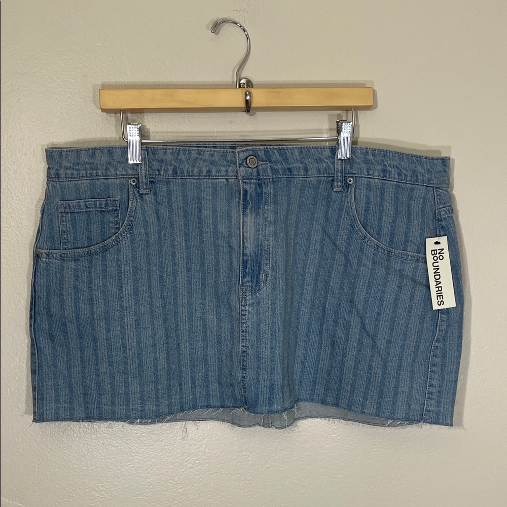 NWT No Boundaries Striped Blue Denim Mini Skirt